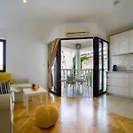 Oasis Premium Twin