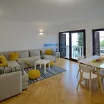 Oasis Premium Twin