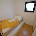 Oasis Premium Twin *
