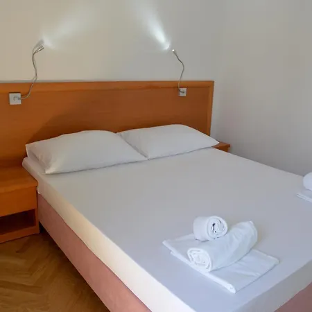 Apartment Oasis Premium Twin Primosten