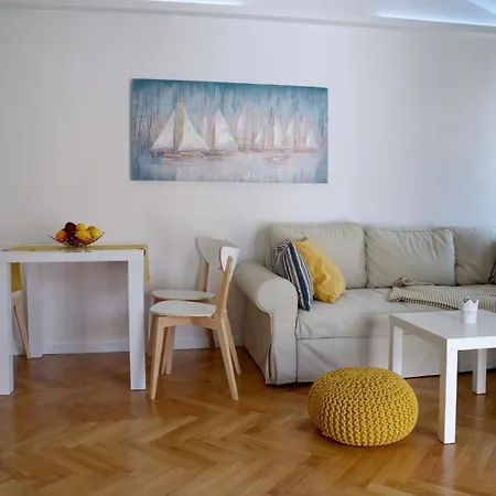 Oasis Premium Twin Apartment