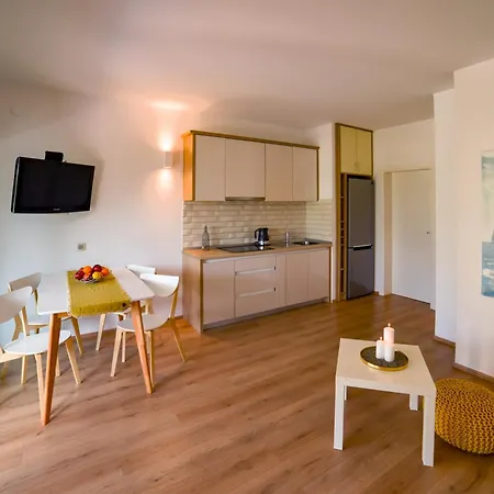 Oasis Premium Twin Apartment