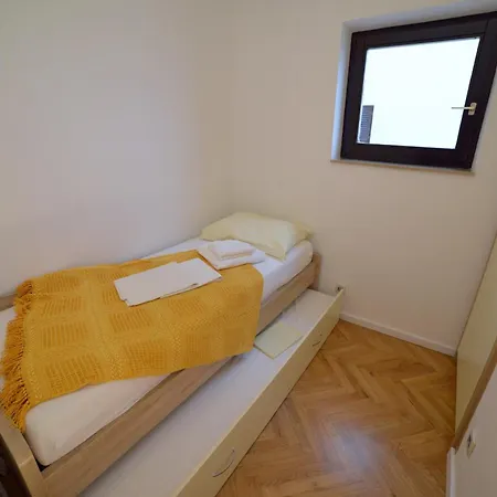Oasis Premium Twin