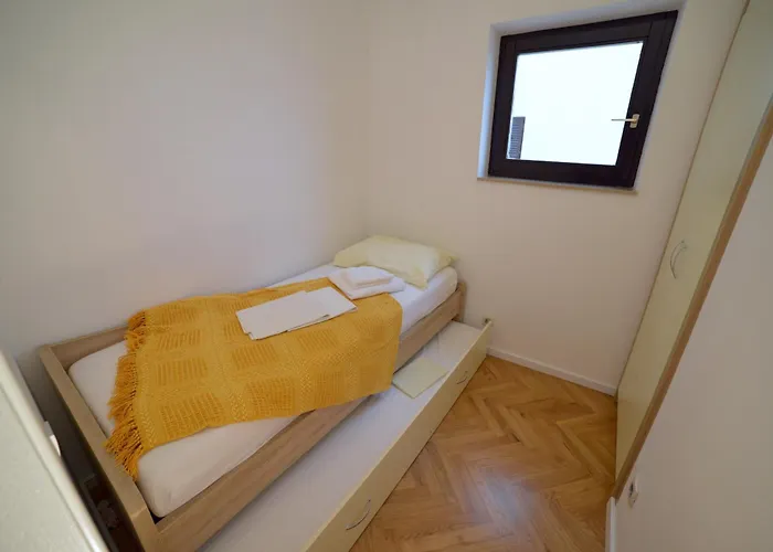 Oasis Premium Twin *